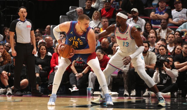 jiuyou官网入口-Skip：东契奇&amp;库里等人拿83分我都接受 但场均18分的阿德巴约不行